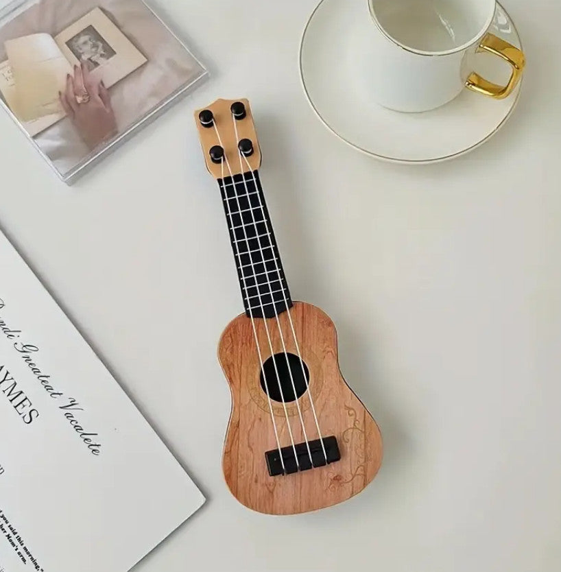 pielbare Mini-Gitarren-Dekoration - Niedliche Musikinstrument- Gitarre